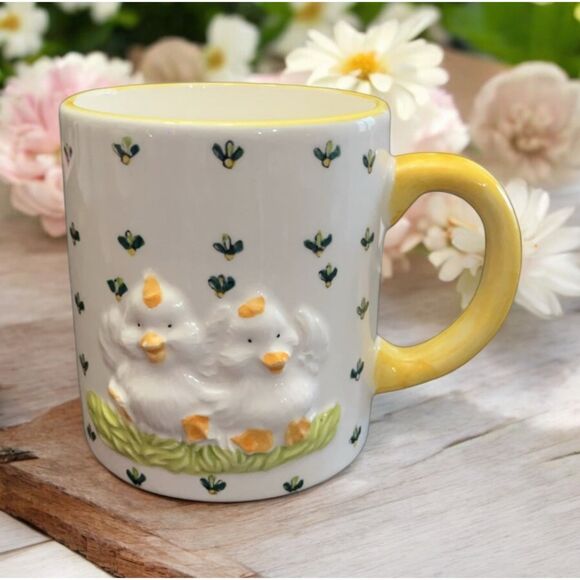 Chick Mug Candle 14oz Honolulu Sun Handmade Tropical Repurposed Ceramic Gift - Picture 1 of 2